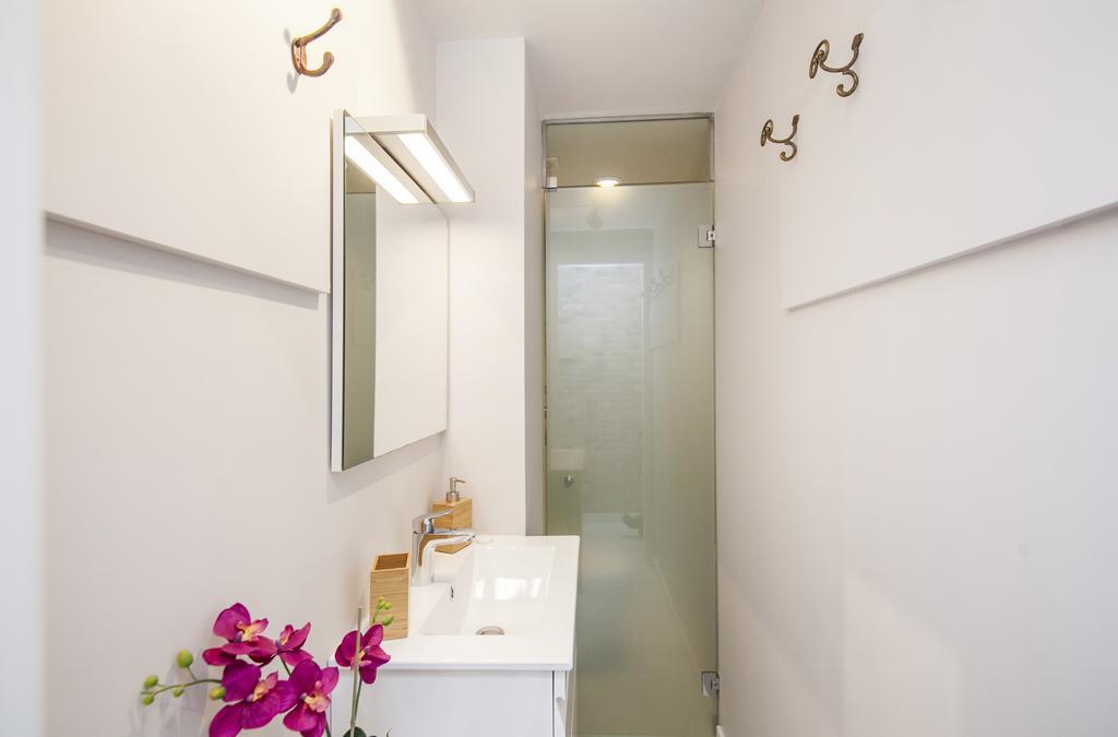Barcelona Penthouse Private Terrace Sustainable Stay Keyless Access Luaran gambar